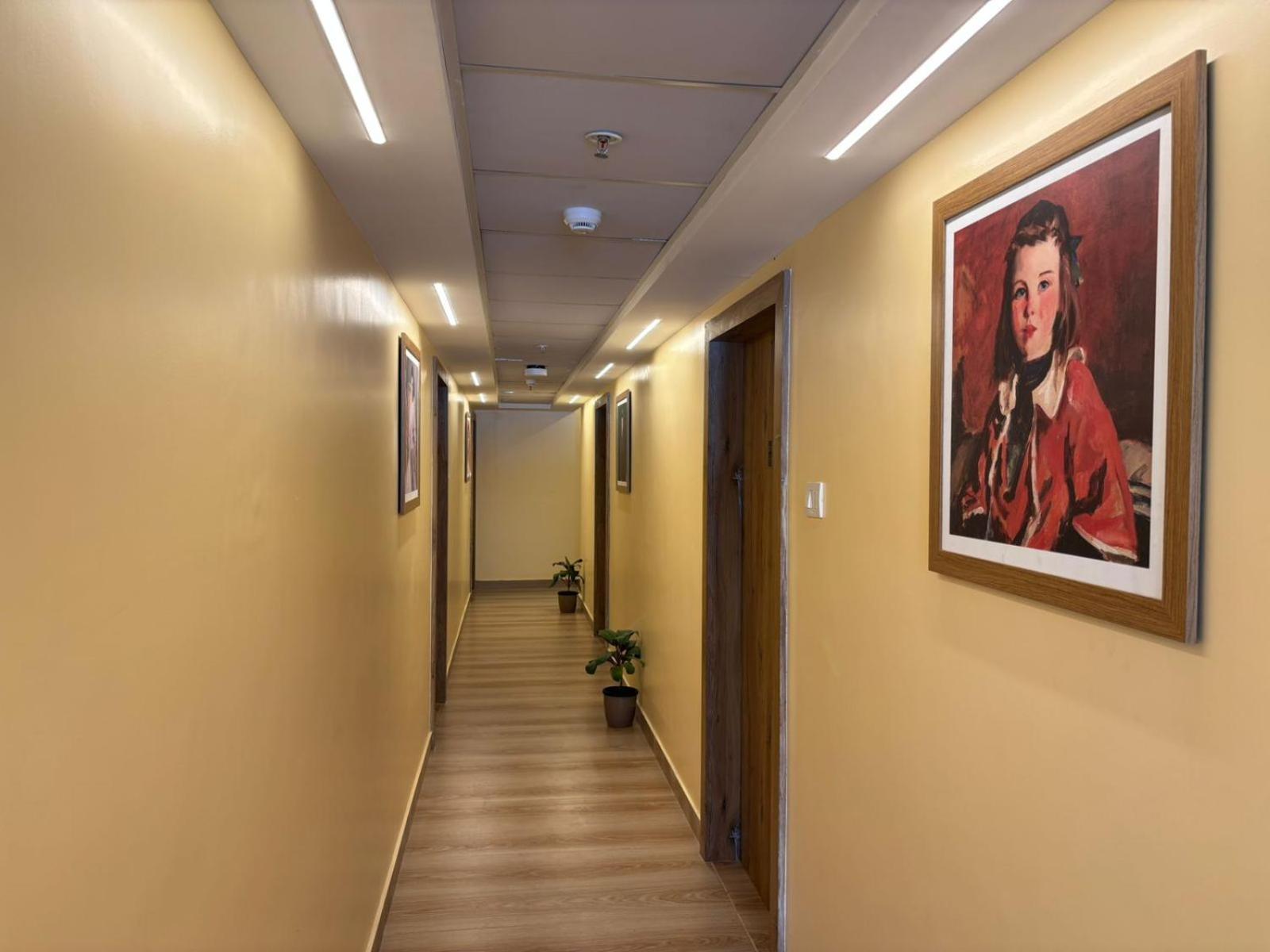 Forest Transit Hotel Коимбаторе Екстериор снимка